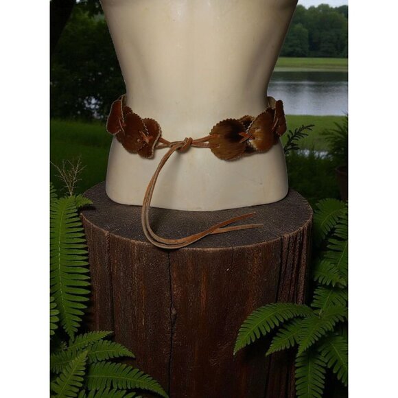 Womens Vintage Hippie Boho Leather Fur Hip Belt with Leather Ties 34\